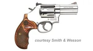 SMITH & WESSON 686 PLUS DELUXE for sale